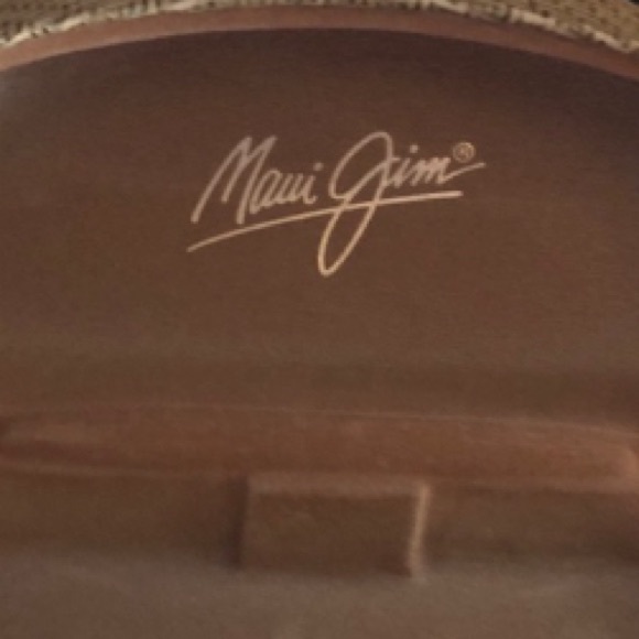 MAUI JIM WOVEN CLAMSHELL PROTECTIVE HARDSHELL SUNGLASS CASE IN NEWLKE CONDITION - Picture 4 of 4